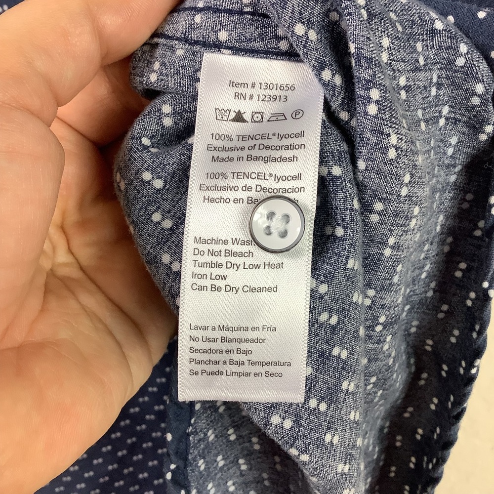 Jachs Girlfriend Button Down Size Medium - image 4